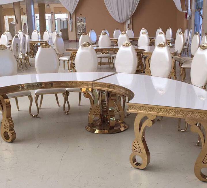 Halfmoon VIP Table