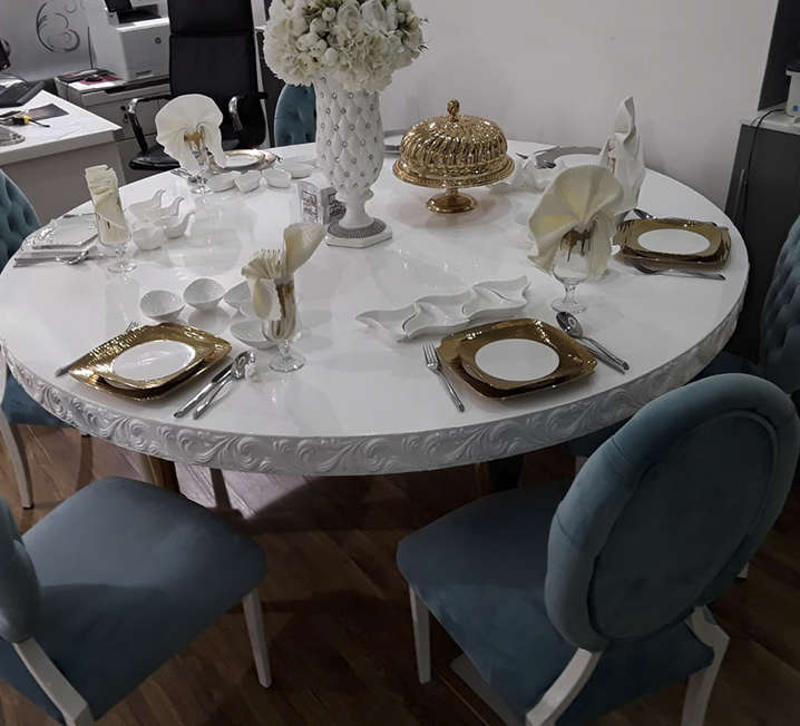 Round White Table